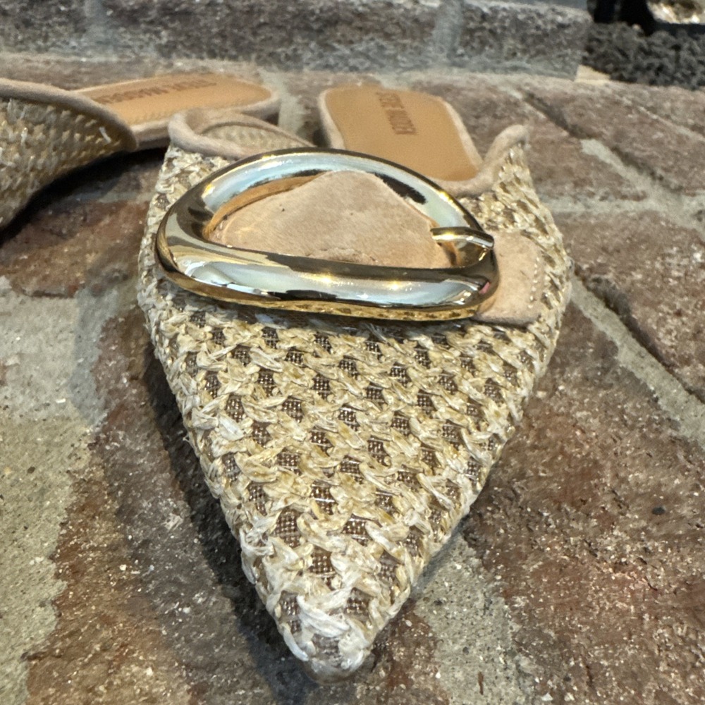 Steve Madden Women's Ira Raffia Mule Point Toe Size 8.5 Gold Buckle Detail #573 - Picture 3 of 16